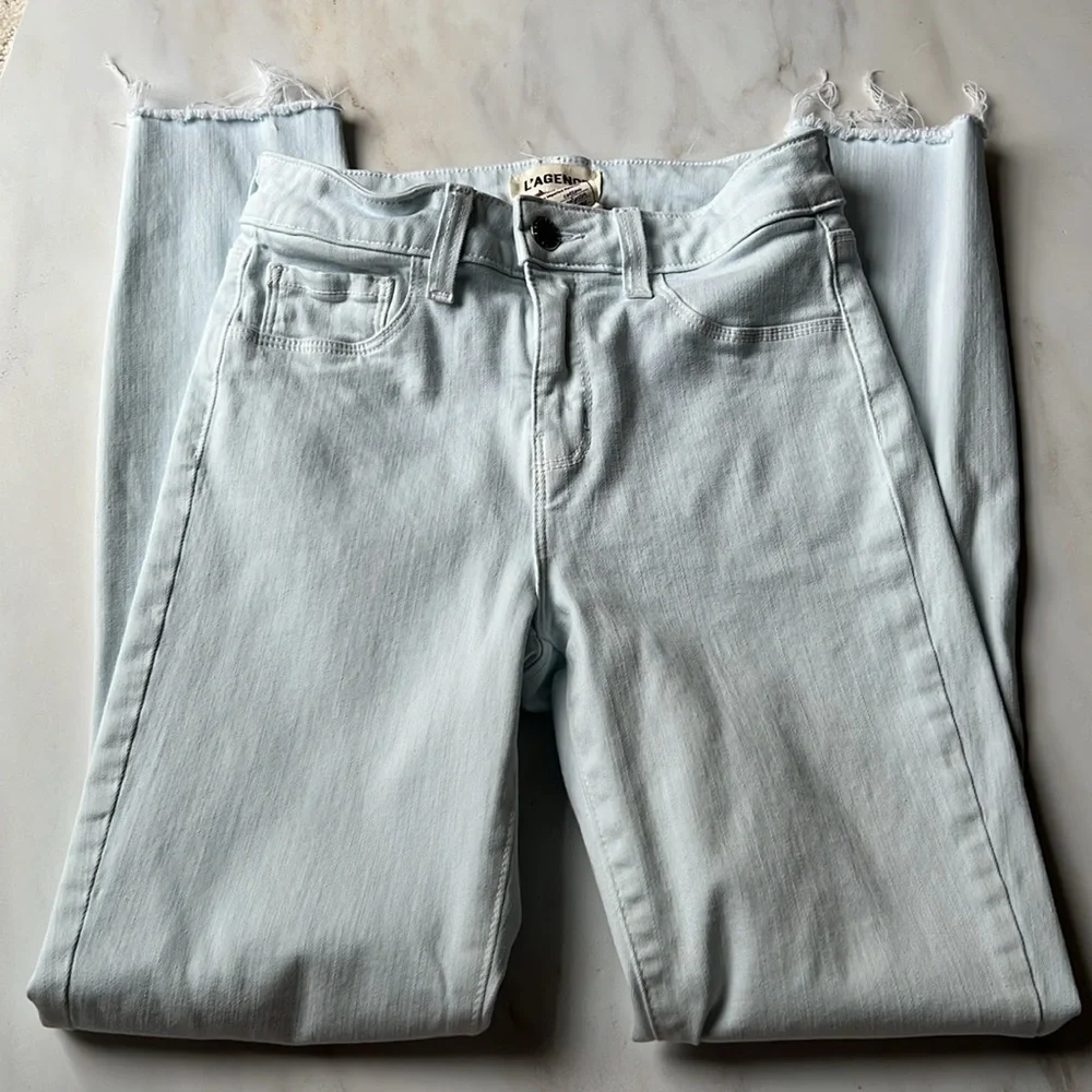L'agence Margot High Rise Skinny Raw Hem Jeans in Blue Pastel! - Picture 9 of 9
